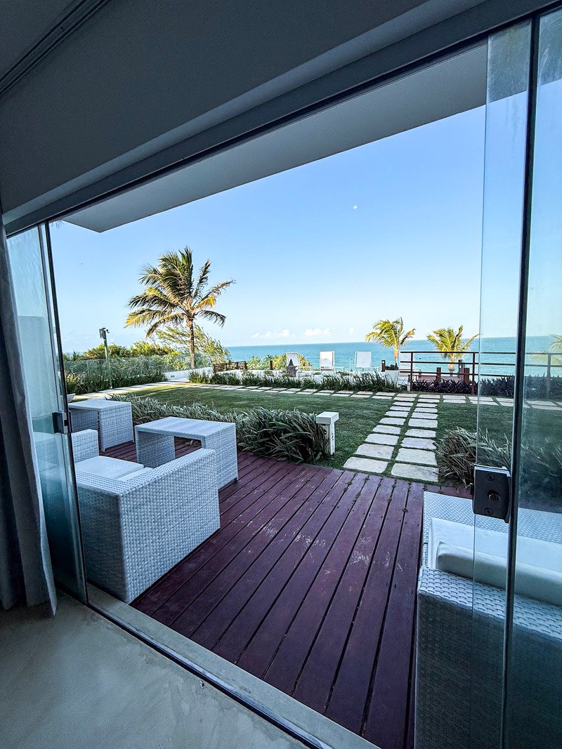 Vista paa o mar da varanda da casa a venda