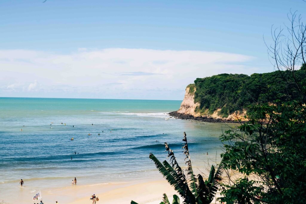 Praia da pipa em dia ensolarado